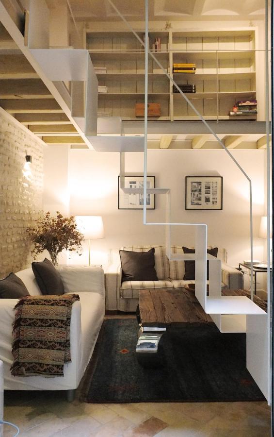 Architecture & Design Home In Triana Seville Exterior photo